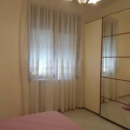 Elice 48 Apartamento Paestum